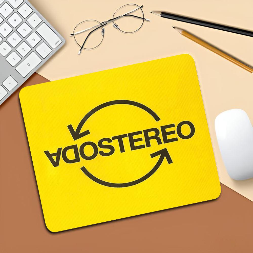 Gustavo Cerati Soda Stereo Mou - Desk Setup Anime avaliação e preço