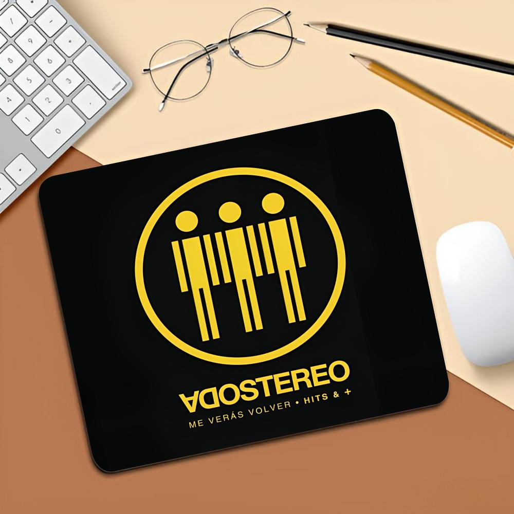 Gustavo Cerati Soda Stereo Mou - Desk Setup Anime avaliação e preço